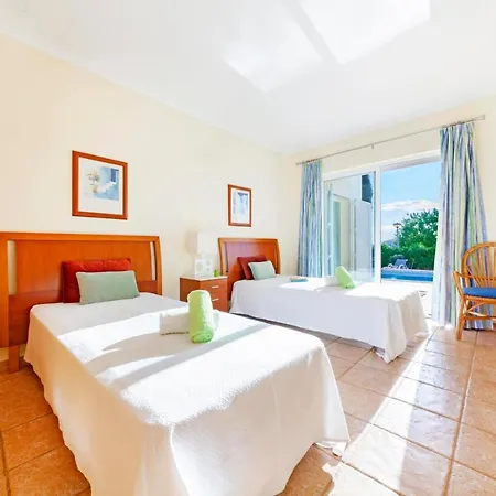 Osiris Villa Albufeira